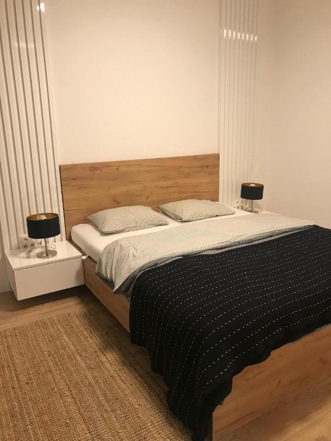 Apartman S Vyhliadkou Bajmóc Kültér fotó