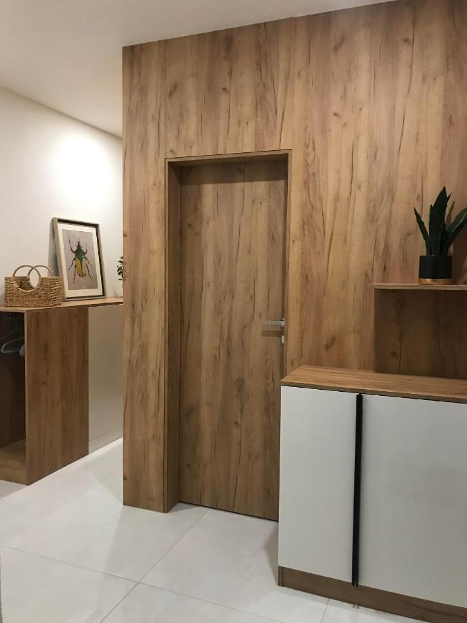 Apartman S Vyhliadkou Bajmóc Kültér fotó