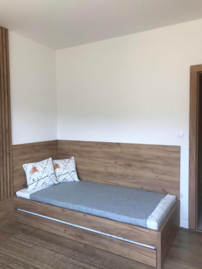 Apartman S Vyhliadkou Bajmóc Kültér fotó